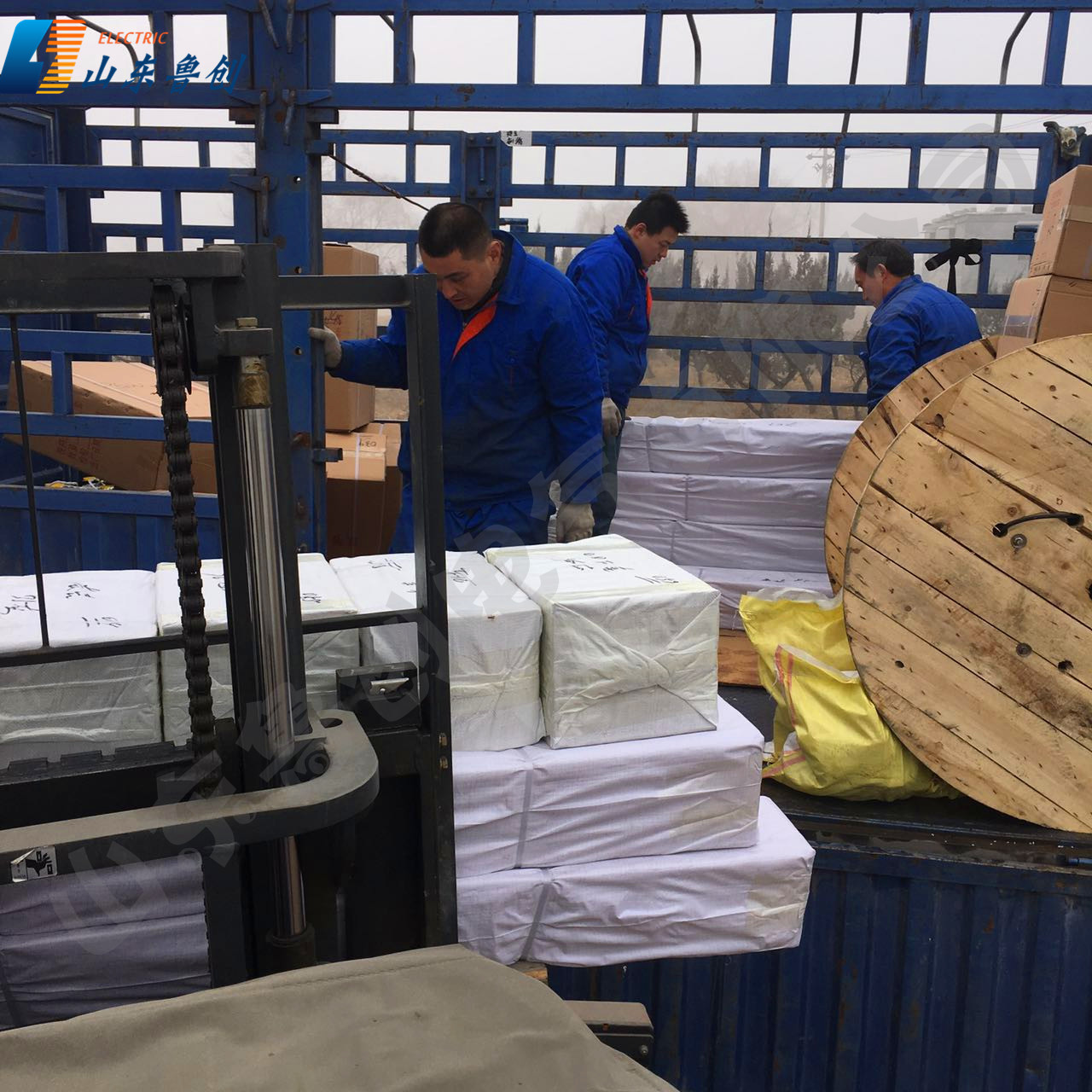 直线光缆金具ADSS/OPGW塔杆用悬垂线夹铝包钢保质保量