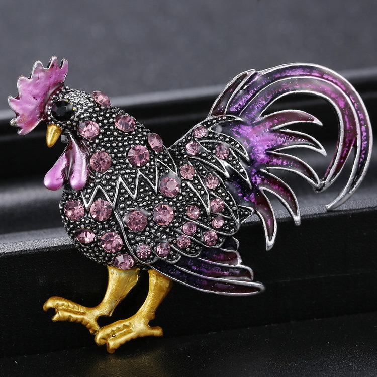 Broche de ropa versátil, venta al por mayor, estilo nuevo, personalizado, retro, con dibujos de animales de gallo._voghion.com