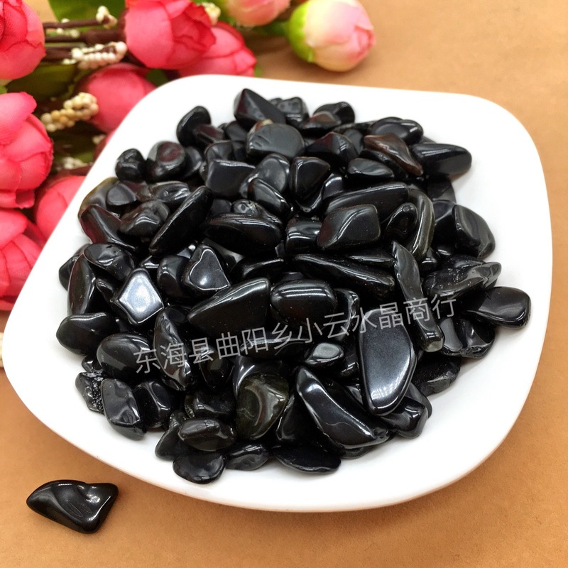 "One kilogram" natural obsidian gravel various sizes crystal stone ornaments Buddha manufacturers wholesale "One kilogram" natural obsidian gravel various sizes crystal stone ornaments Buddha manufacturers wholesale