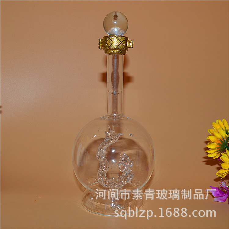 高硼硅玻璃工艺酒瓶 半斤灯泡内置飞天龙泡酒瓶水晶盖密封