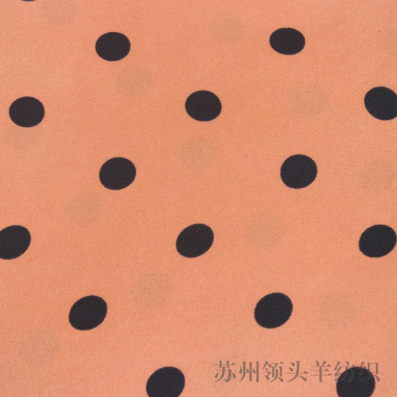 厂家供应平纹染色涤塔夫 箱包羽绒服风衣夹克服装内里面料涤塔夫