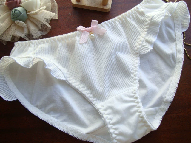 Pendant pearl, underwear, pants