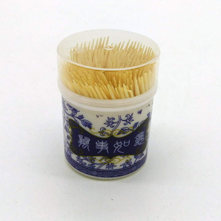 D1314 azul y blanco de porcelana palillo de dientes Yiwu 2 yuanes tienda de dos yuanes tienda de distribución de bambú palillo de dientes Fuente de la fábrica