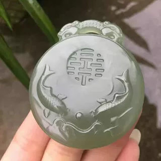 厂家直销和田玉玉石连年有余挂件新款精美吉祥动物玉器吊坠批发