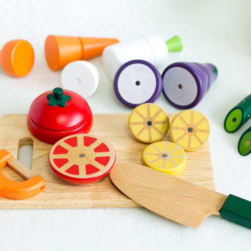 Children's Magnetic Cutting Kitchen Toy Wooden Girl Cutting Fruits and Vegetables Combination Play House Set Gift