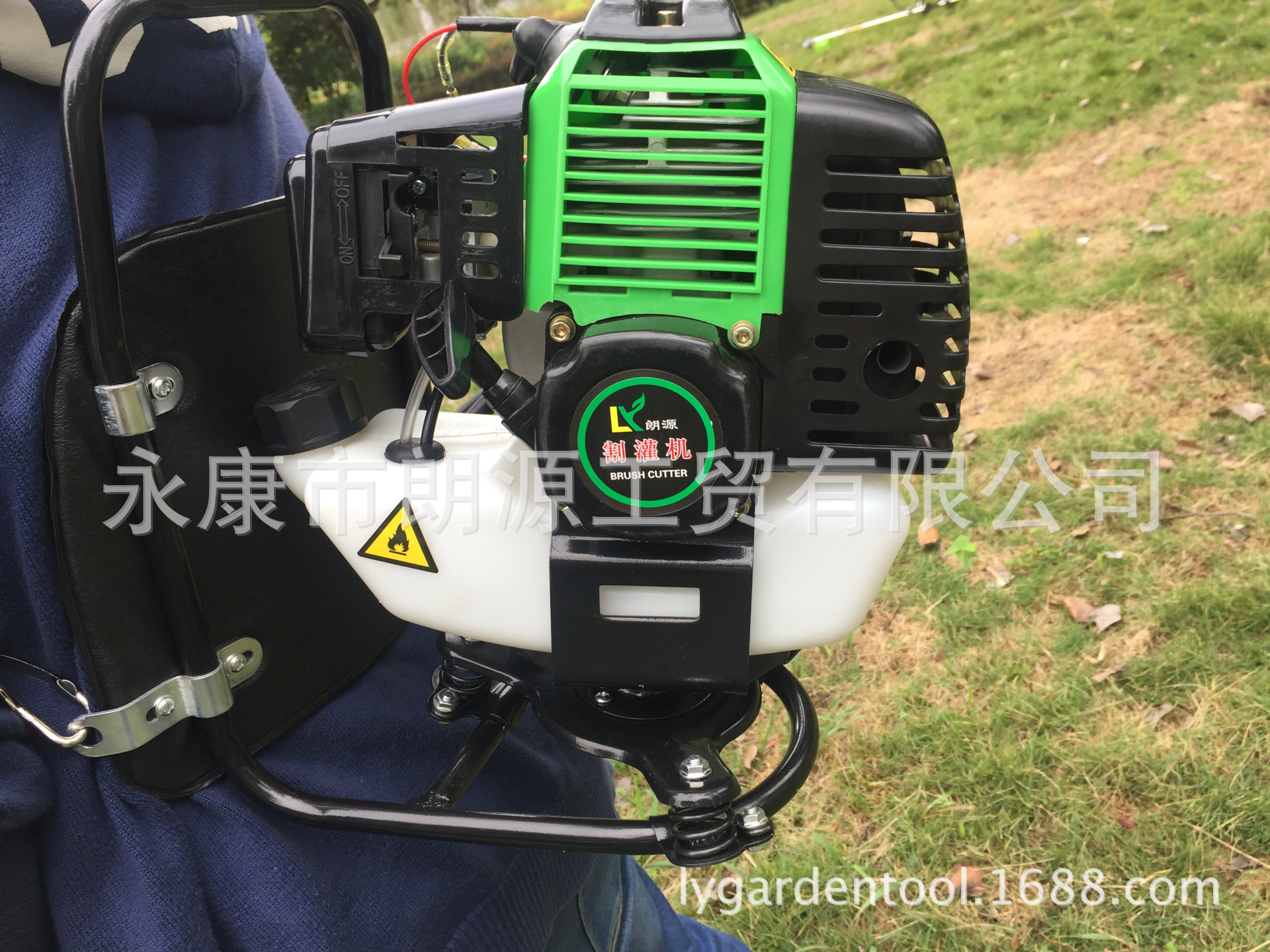 背负式1E44F-5 520 2冲 割草机 打草机 除草机 割灌机