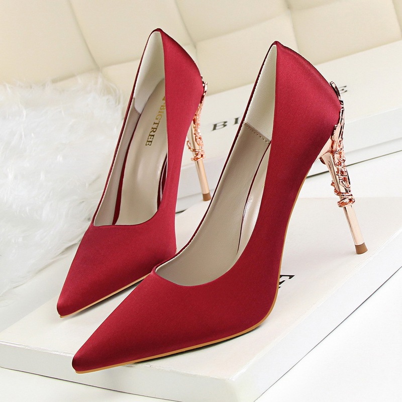 9219-2 Korean Fashion Sexy Metal Heel Women's Shoes Stiletto High Heels Shallow Mouth Pointed Toe Silks and Satins Slim Flats Wedding Shoes 9219-2 Korean Fashion Sexy Metal Heel Women's Shoes Stiletto High Heels Shallow Mouth Pointed Toe Silks and Satins Slim Flats Wedding Shoes