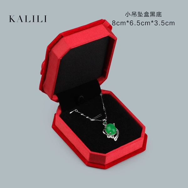 00387 (16 models of B5-13) Old octagonal small pendant box big red and black background