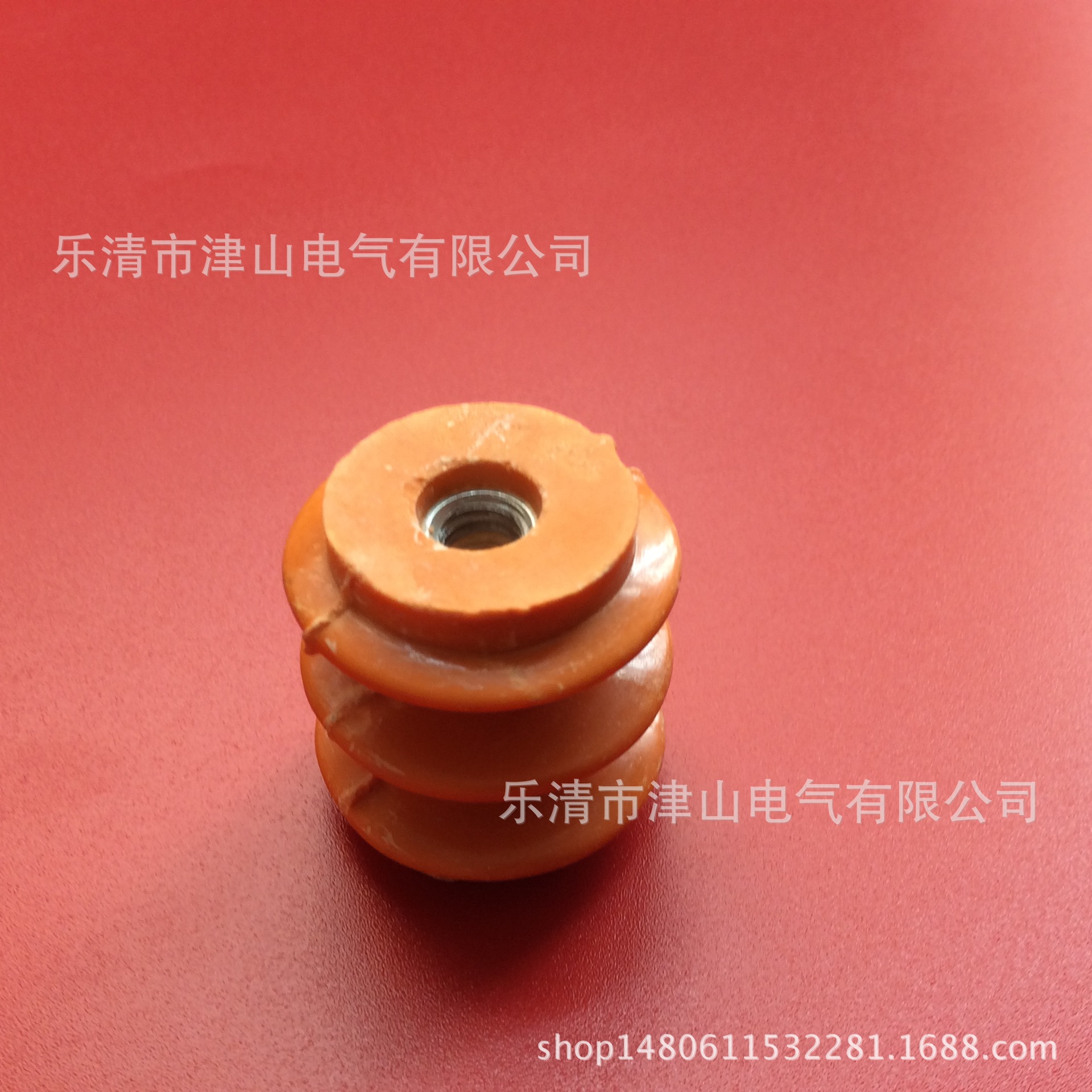 批发30*M6不带杆 配电箱柜绝缘子 零排绝缘子 低压黄色绝缘子