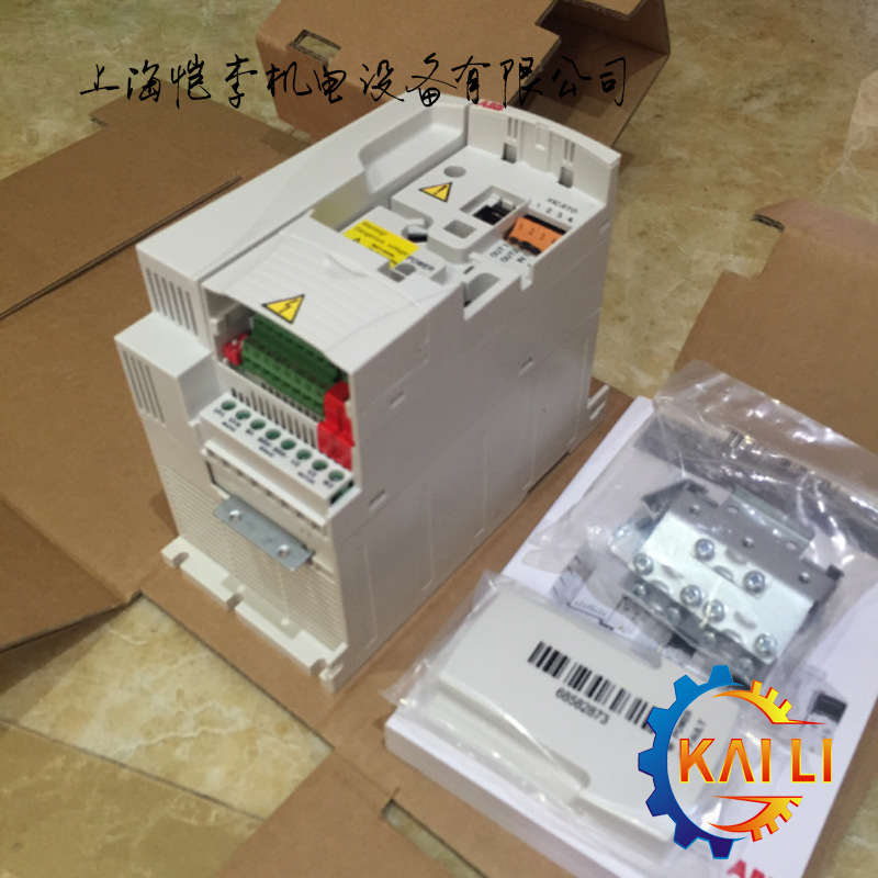 全新原装正品ACS355-03E-01A9-4  ABB变频器 0.55KW现货供应