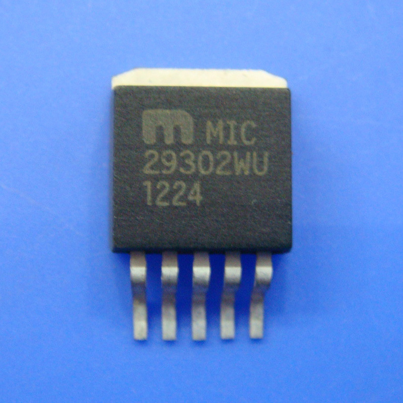 5M240Zt100A5N Opa547F/500 Irf530Npbf Ref192Esz Aduc836Bsz Lm