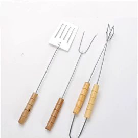 烘焙用纸;其他烧烤用具;烧烤刷