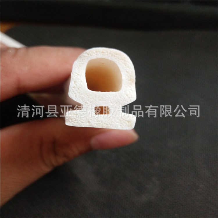 厂家生产高温硅胶密封条做异型密封条硅胶发泡密封条批发