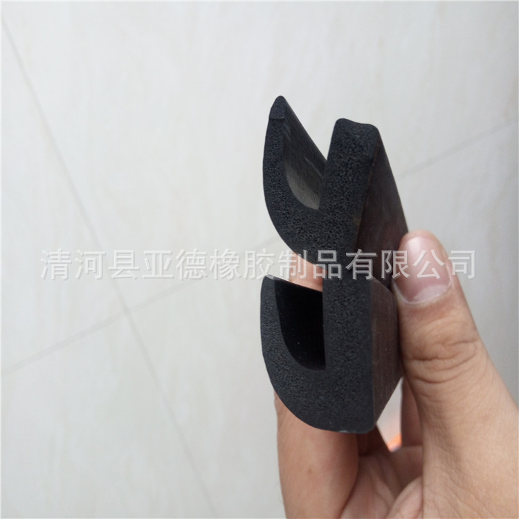 批发定 三元乙丙橡胶制品 EPDM发泡密封条 橡胶海绵橡胶条