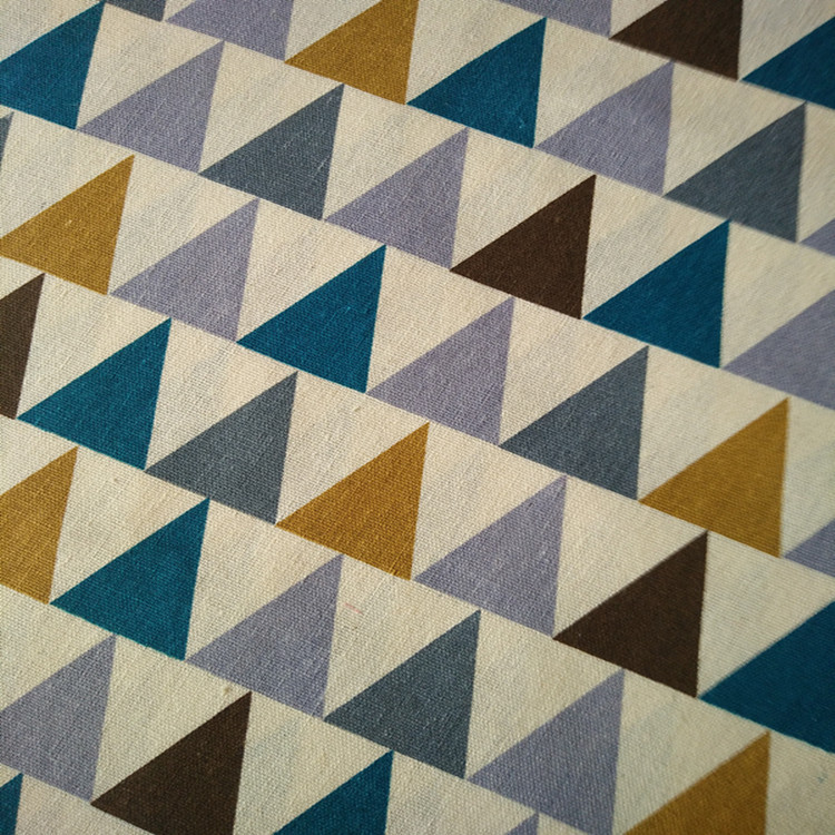 厂家直批 加厚面料 帆布印花 帆布 DIY 工艺品布 桌布 黄蓝 三角