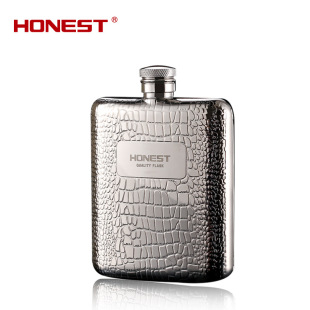 Baicheng Genuine Portable 304 Stainless Steel Liquor Small Hip Jug Outdoor Portable Metal German Wine Set 6 oz Wholesale