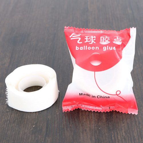 High-quality double-sided tape for balloon decorations, adhesive dots for wedding and party decorations, invisible adhesive dots for wholesale.