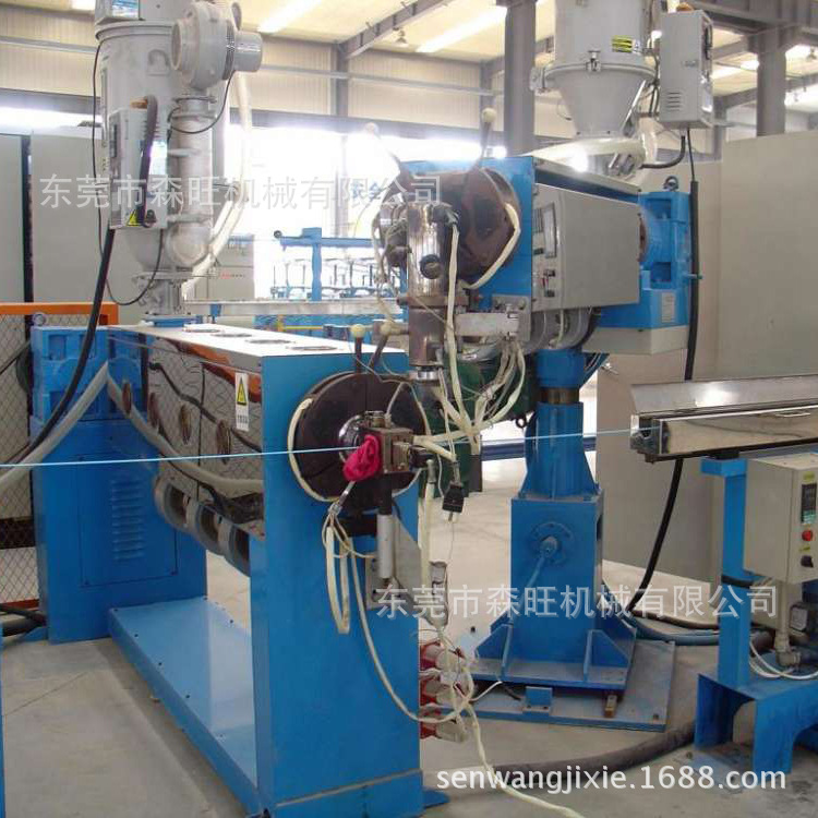 同轴线挤出机 物理发泡挤出设备 化学发泡押出设备节能电缆