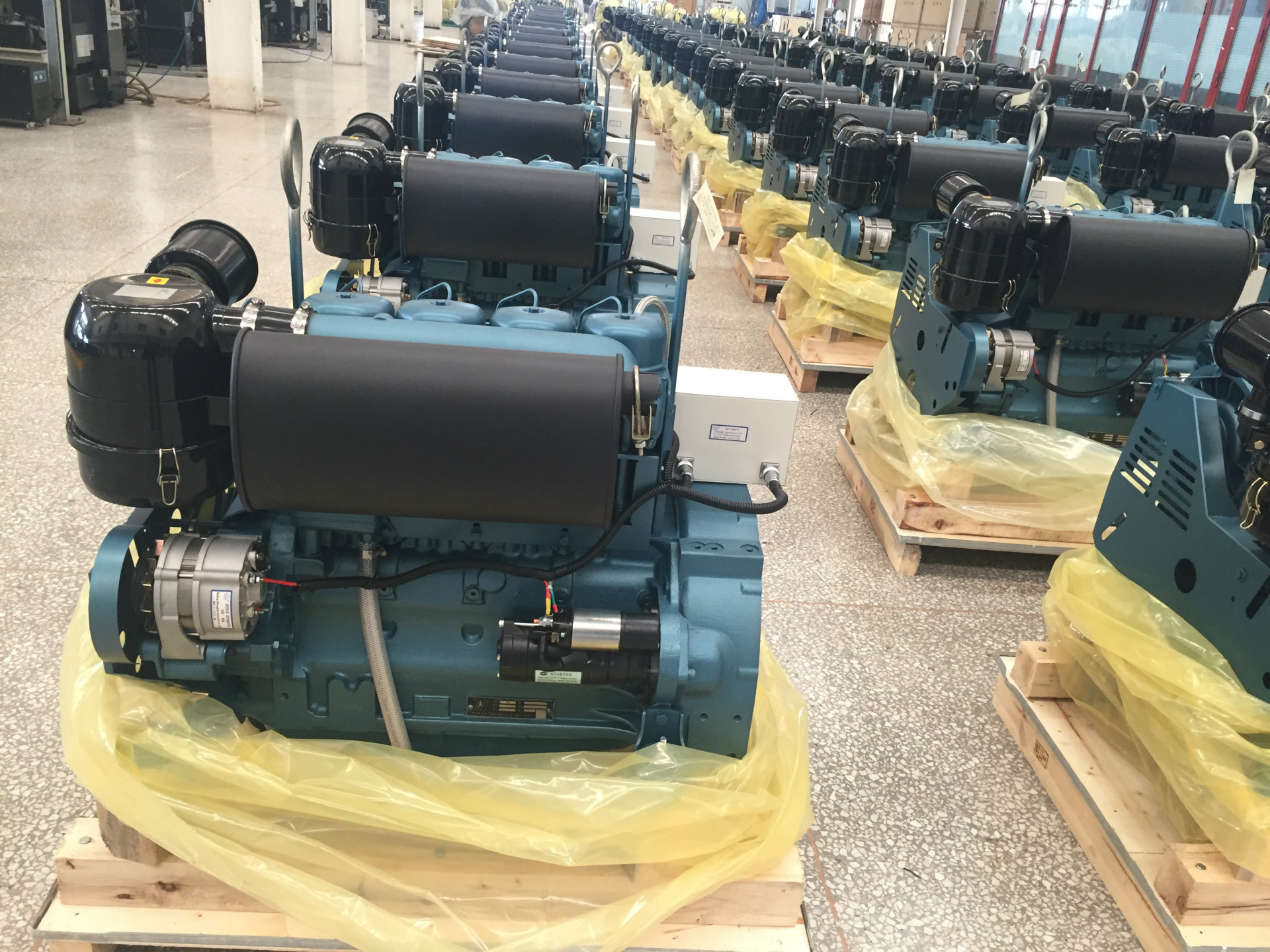 北内道依茨F6L912风冷柴油机48KW 2300转/分 78KW柴油机代理销售