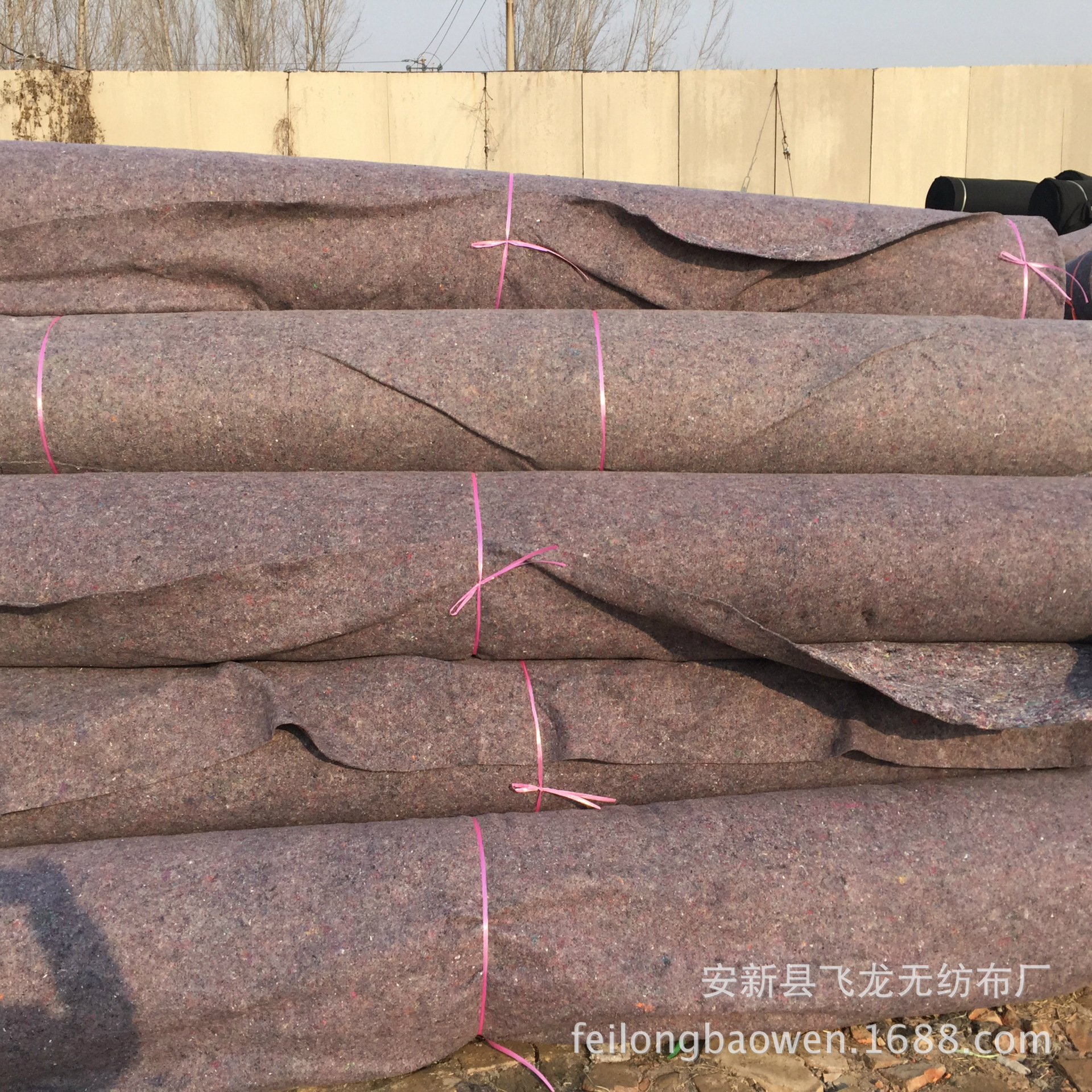 公路养护毛毡  无妨布  保湿防晒 防风沙  工程施工材料