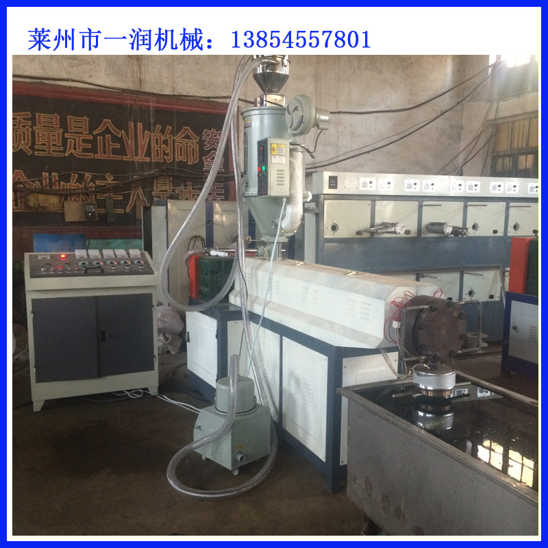 销售圆扁丝拉丝机：塑料圆丝拔丝机--蔬菜网眼袋网拉丝机组