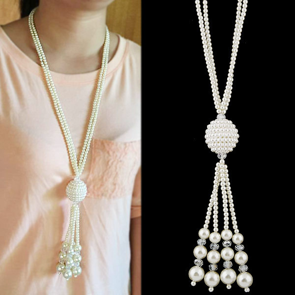 Long necklace pearl