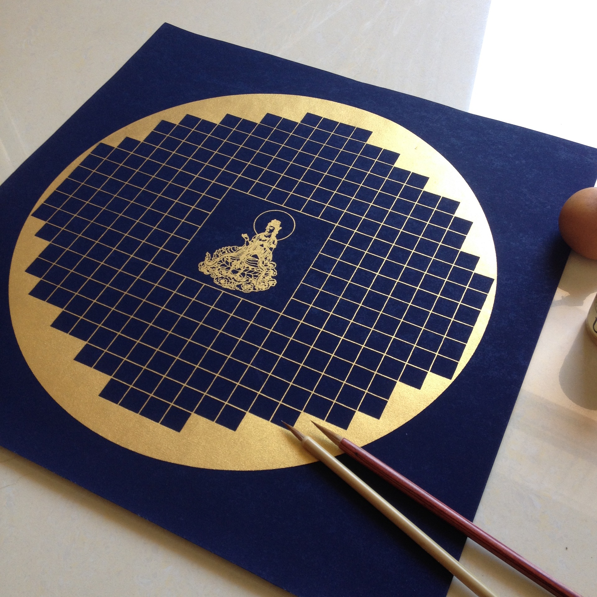 安徽宣纸斗方33*33cm粉彩套色佛.像心.经方格寺.院抄.经佛.经格