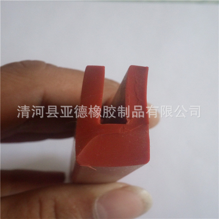 厂家直销 硅胶发泡 耐高温 异形 硅胶密封条 可来样订
