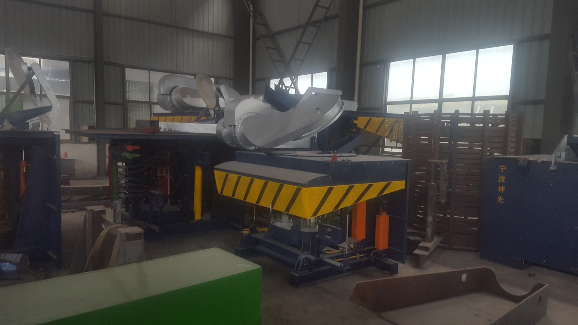 ��Ӧ��������Ƶ¯����¯