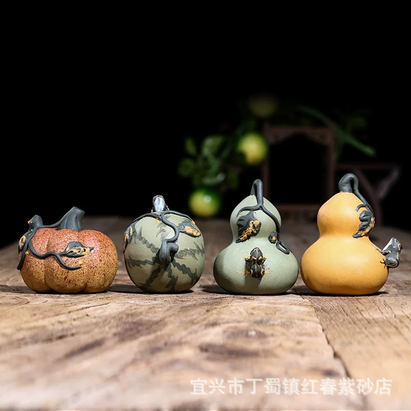 红春紫砂 Wholesale Yixing purple clay waterblasting frog watermelon tea pet gourd pumpkin vegetable fruit tea set decoration