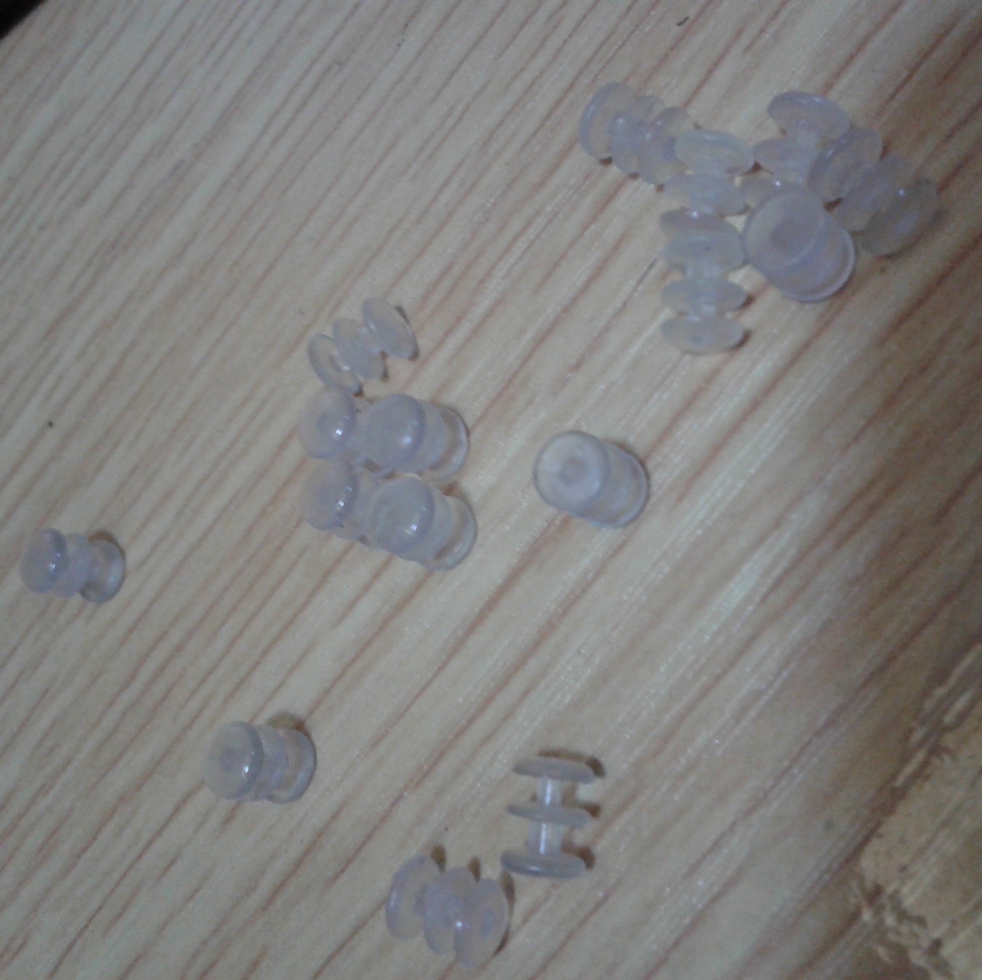 厂家直销质量保证价格优惠塑胶卡扣 塑胶卡扣 三层塑胶卡扣