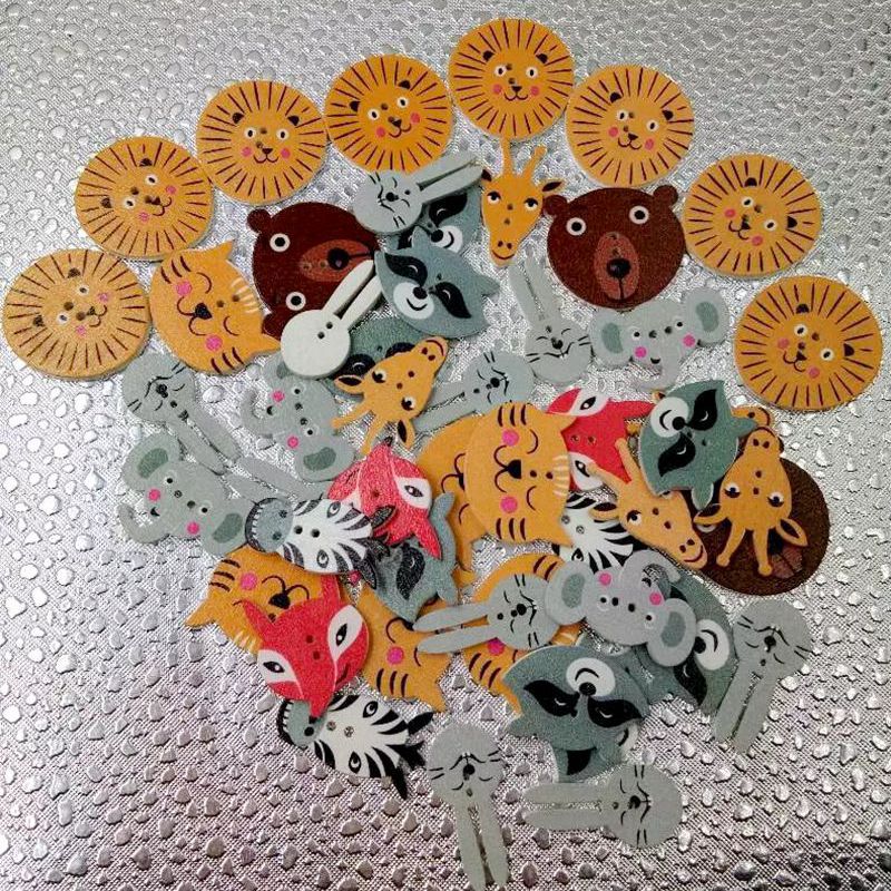 Botón de madera nueve dibujos animados animal Avatar múltiple cabeza de animal botón mezclado 50 piezas un paquete