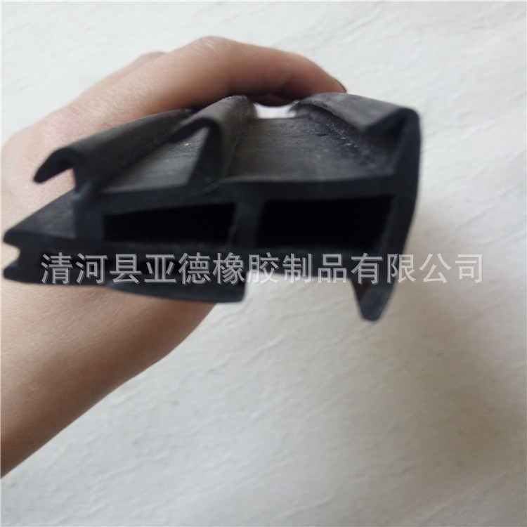 机械胶条 弹性体密封条 冷藏冷冻密封条 耐低温封条
