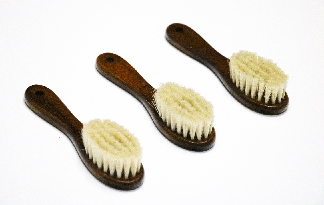 Venta al por mayor de alta calidad de lana cepillo de baño de bebé cepillo de haya suave y cómodo fabricante profesional ventas directas