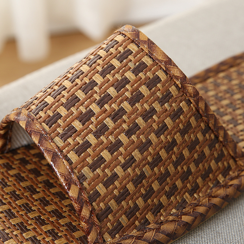 Zapatillas de pareja de verano hogar hombres y mujeres piso de madera interior silencioso tejido sandalias de puesto de las mujeres