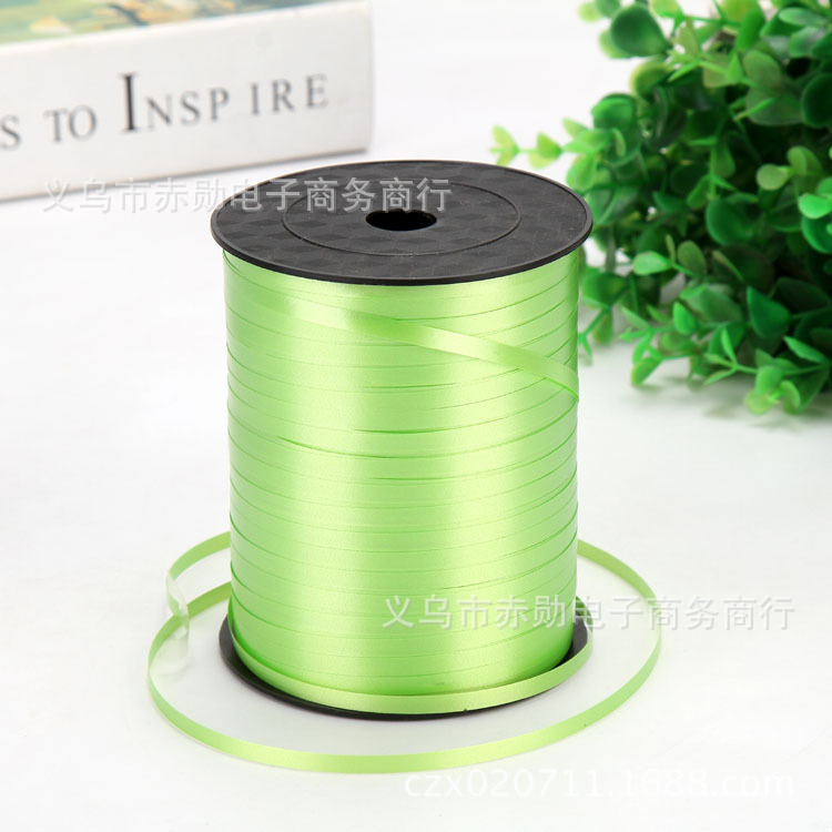 Suministro de fábrica 500 yardas globo de plástico cinta de cumpleaños boda decoración pastel caja vendaje cinta