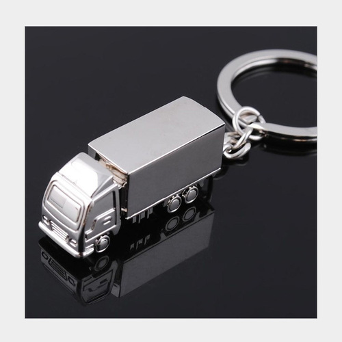 Creative minivan keychain metal car pendant keychain business transportation company small gift keychain