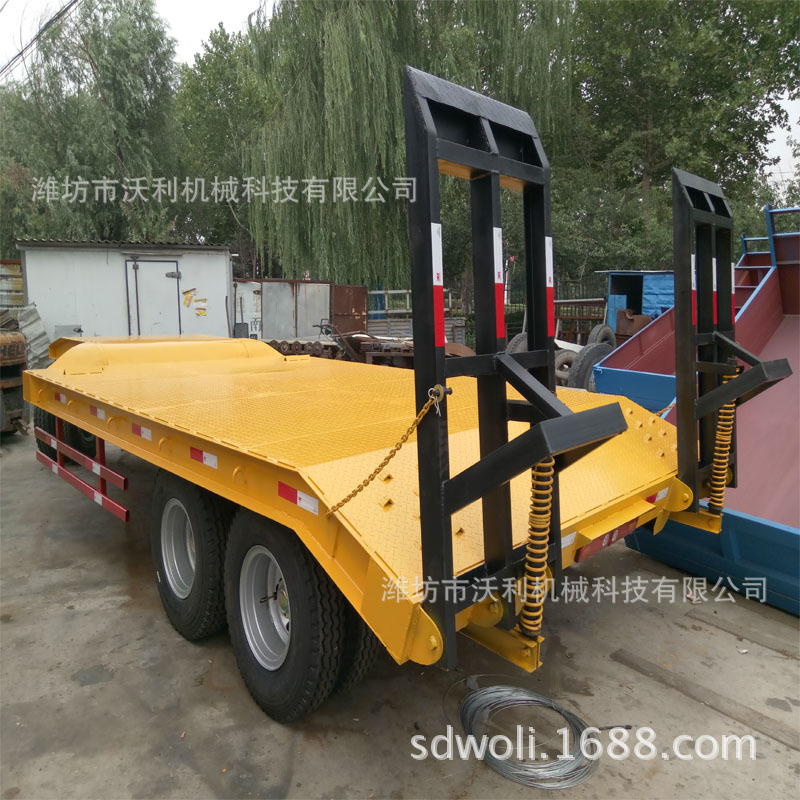 厂家供应挖掘机专用拖盘 25吨  重型牵引平板拖车 牵引车