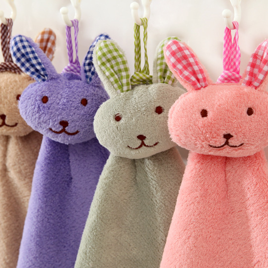 Toalla de mano de conejo de dibujos animados lindo colgante de lana de coral sin pelusa toalla de mano de secado rápido colgando Toalla de plato al por mayor