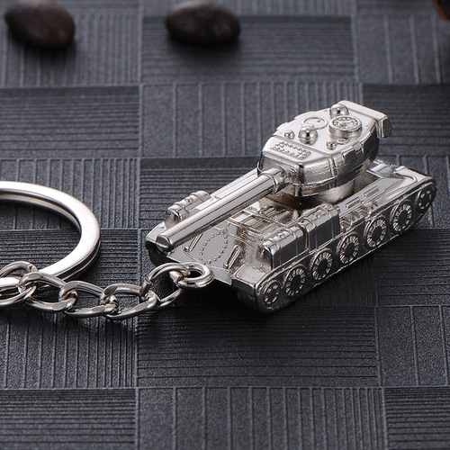 Creative men's car pendant personalized World of Tanks T34 model keychain Father's Day small gift hanging buckle