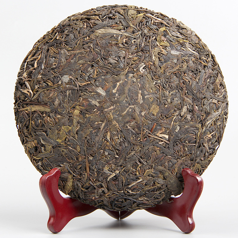 Wholesale 2017 Pre-Spring Ancient Tree Ancient Tea Pu-erh Raw Tea Seven-Petal Cake 357g Ancient Spring Tea