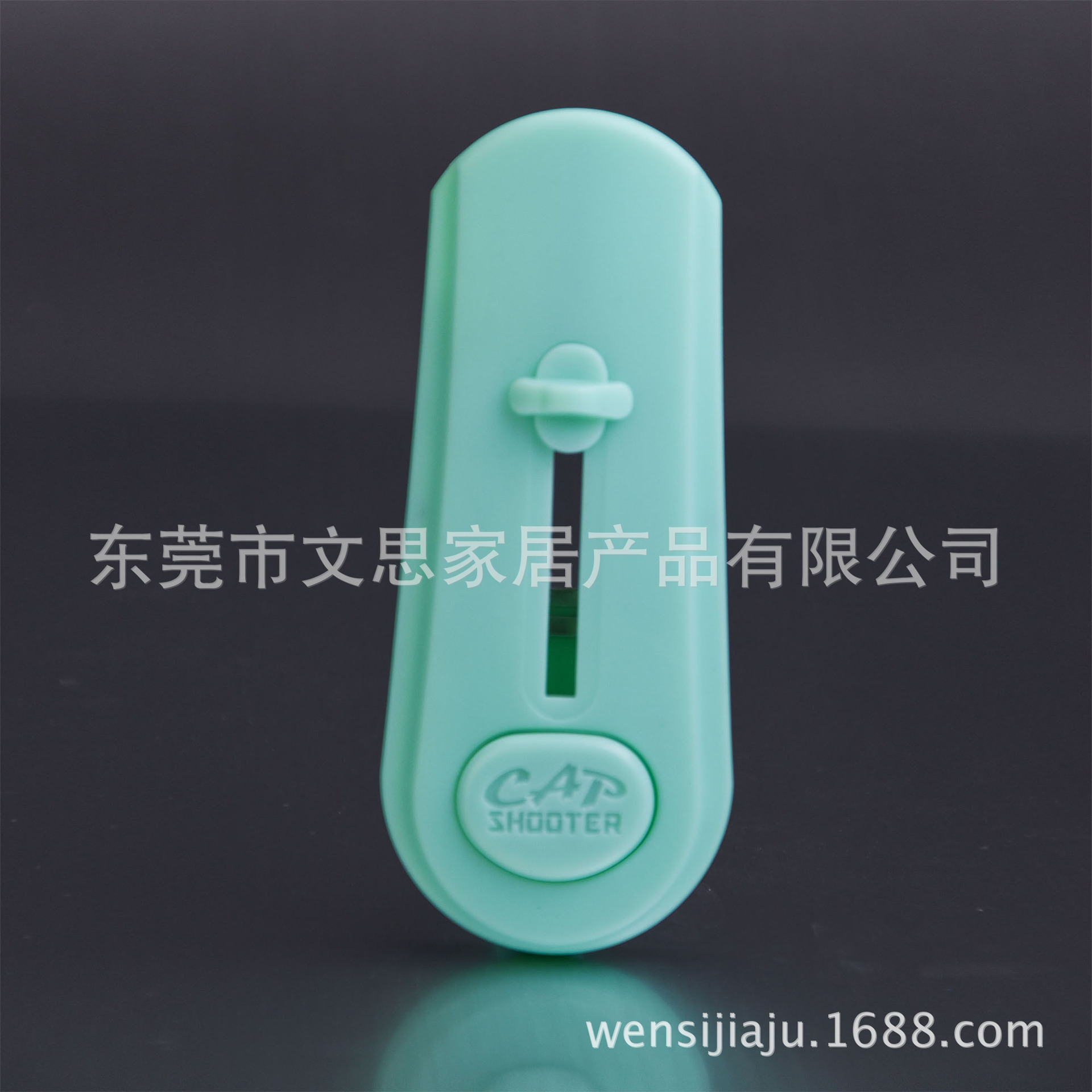 Red rojo bienes genuinos tapa pistola catapulta creativo abridor de botellas multifunción cerveza lanzamiento botella CAP destornillador ABS