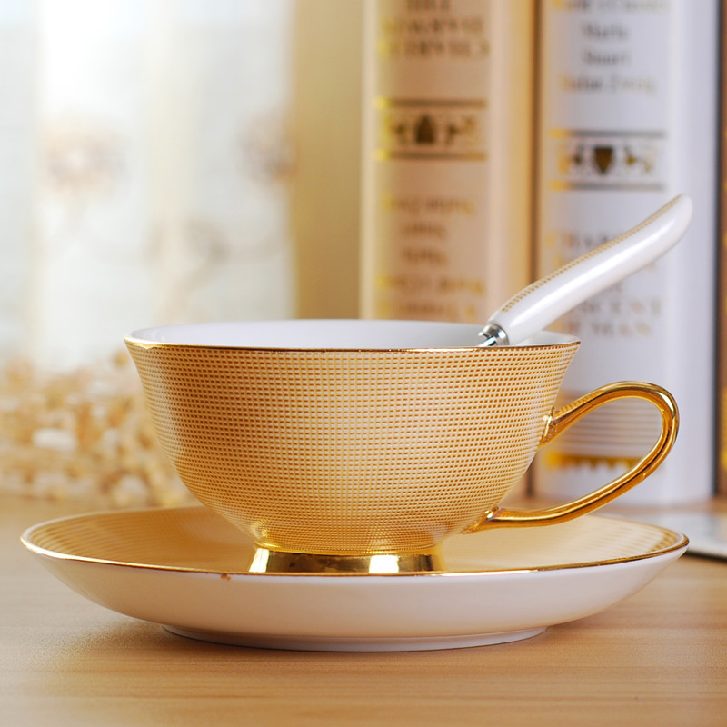 European-style Bone China Coffee Cup and Saucer Set Gold Ceramic Coffee Cup and Saucer Black Tea Cup Afternoon Tea Cup and Saucer Set European-style Bone China Coffee Cup and Saucer Set Gold Ceramic Coffee Cup and Saucer Black Tea Cup Afternoon Tea Cup and Saucer Set