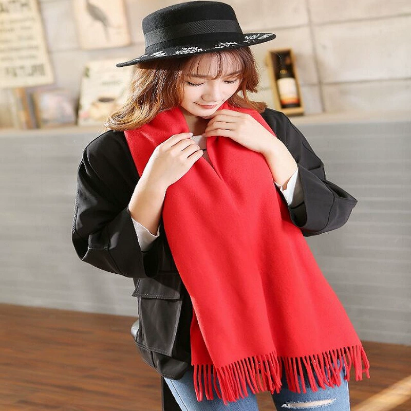 Платок из поляр fleece размером 150×25 см с кисточками, красный (доступны индивидуальные цвета и логотип)