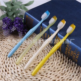 一次性牙刷;一次性梳子;一次性拖鞋