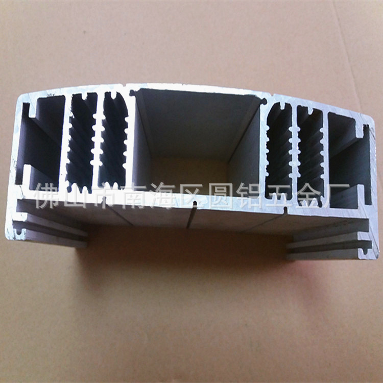 3600吨挤压机流水线生产铝型材CNC全自动机械深加工表面阳极氧化