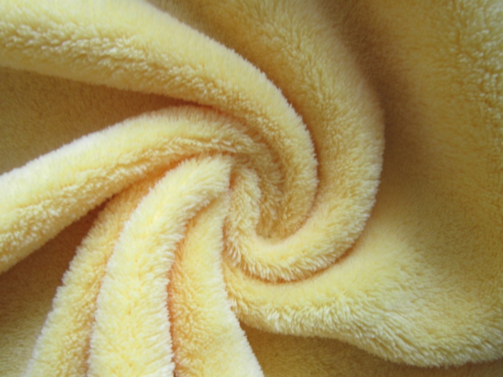 奥胜针纺织珊瑚绒面料双面珊瑚绒保暖印花珊瑚绒睡衣毛毯面料毛绒