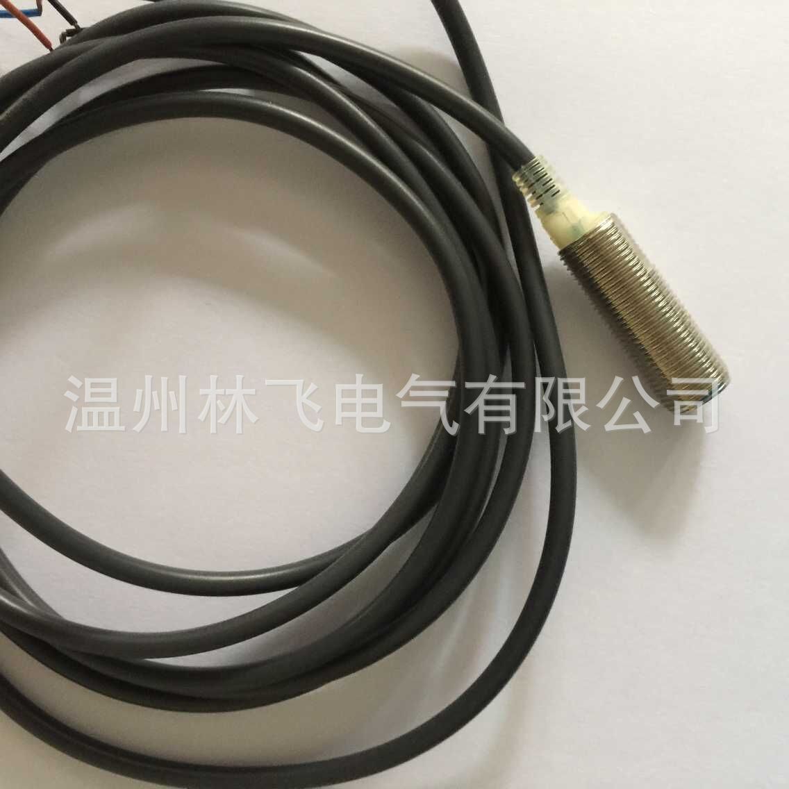 正品现货销售接近开关 E2E-X5E2-Z 直流三线NPN常闭M18检测5MM