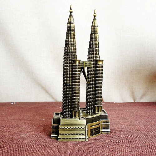 New York City, USA, a permanent commemoration of the Twin Towers. Fine electroplating workmanship. Twin Towers model.