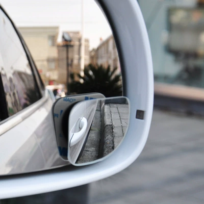 Car Auxiliary Mirror, Blind Spot Mirror, Fan-Shaped Reversing Reflector, Adjustable Fan-Shaped Blind Spot Mirror, Car-Mounted Wide-Angle High-Definition Auxiliary Mirror